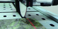 Zameriavací laser zvyšuje presnosť a rýchlosť rezania