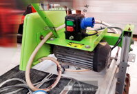 Ovládací panel s elektromotorom
